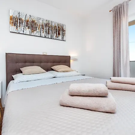 Apartman & Anita