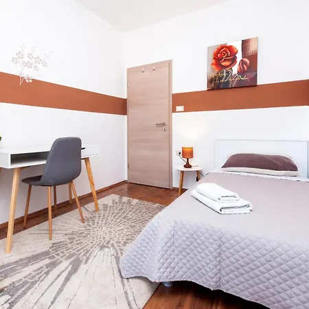 Apartament & Anita *
